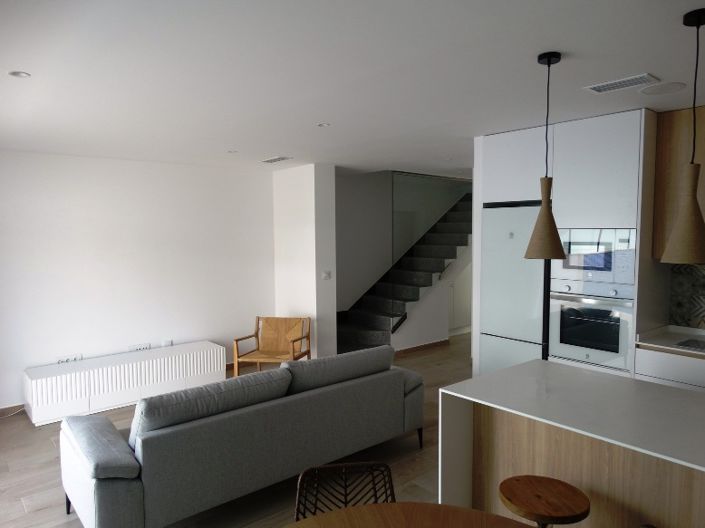 Image No.7-3 Bed Townhouse for sale