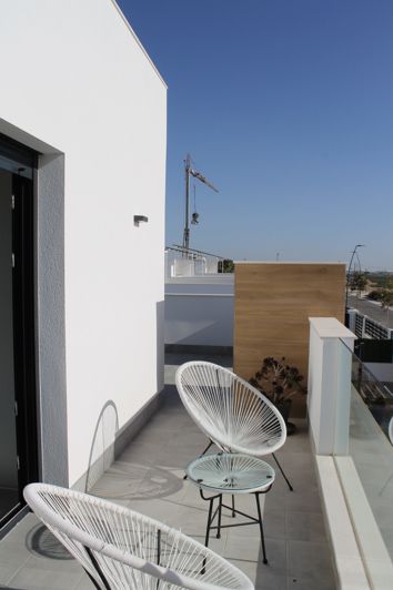 Image No.25-2 Bed Villa for sale