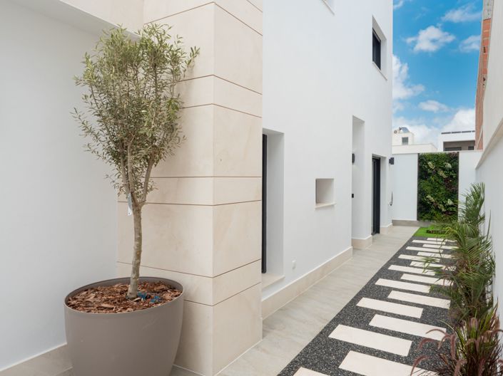 Image No.22-3 Bed Villa for sale