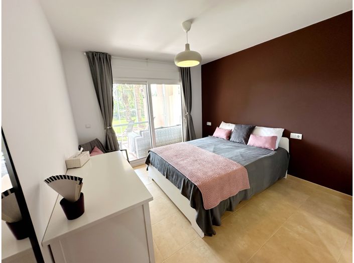 Image No.24-2 Bed Apartment for sale