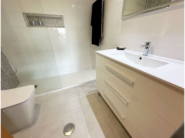 Image No.29-2 Bed Apartment for sale