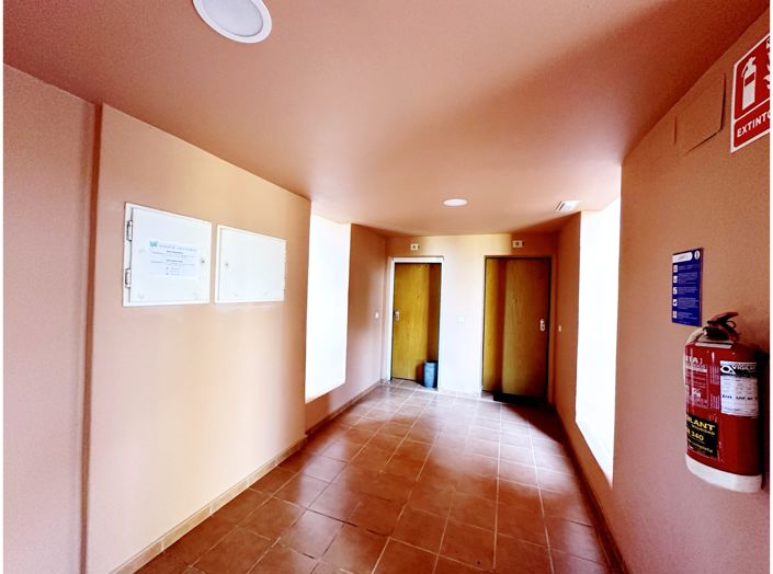 Image No.37-2 Bed Apartment for sale