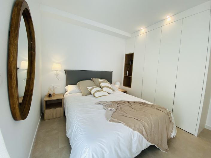 Image No.12-2 Bed Apartment for sale