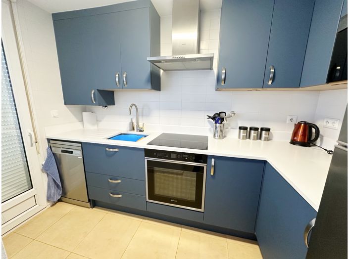 Image No.13-2 Bed Townhouse for sale