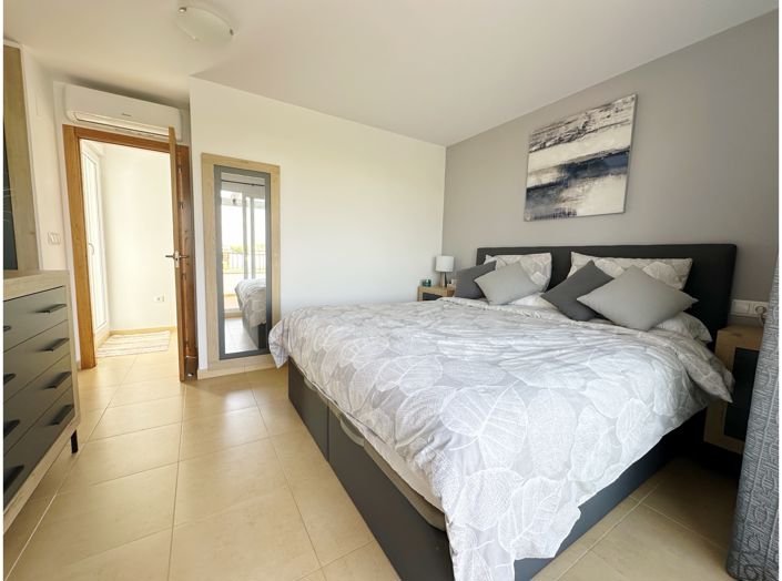 Image No.27-2 Bed Townhouse for sale