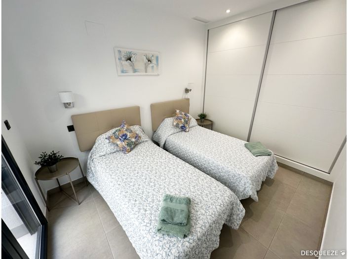 Image No.11-3 Bed Villa for sale