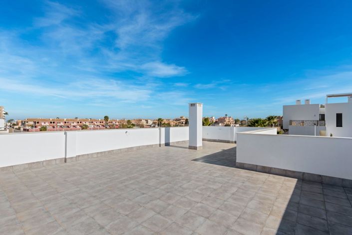 Image No.6-3 Bed Villa for sale