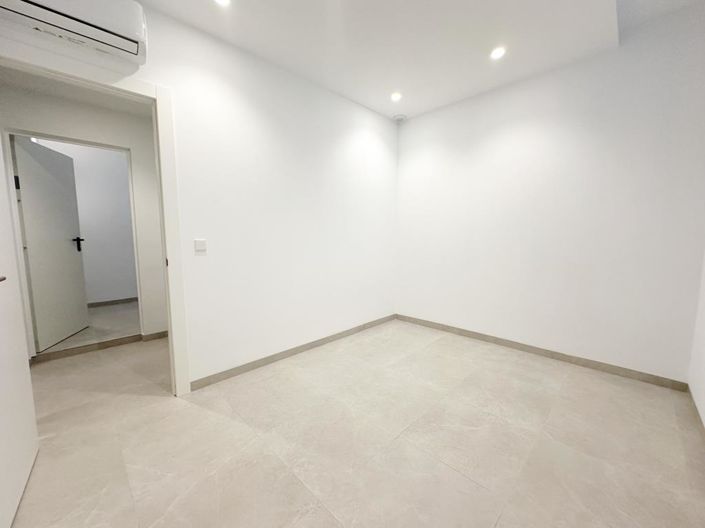 Image No.25-4 Bed Villa for sale