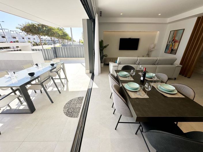 Image No.34-4 Bed Villa for sale