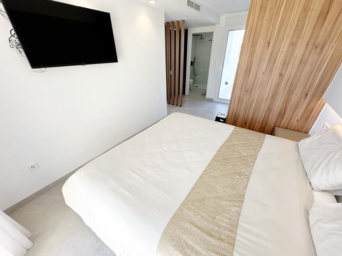 Image No.38-4 Bed Villa for sale