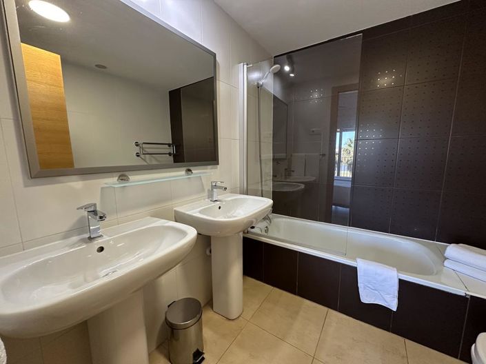 Image No.15-2 Bed Apartment for sale