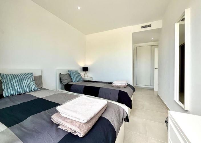 Image No.10-2 Bed Apartment for sale