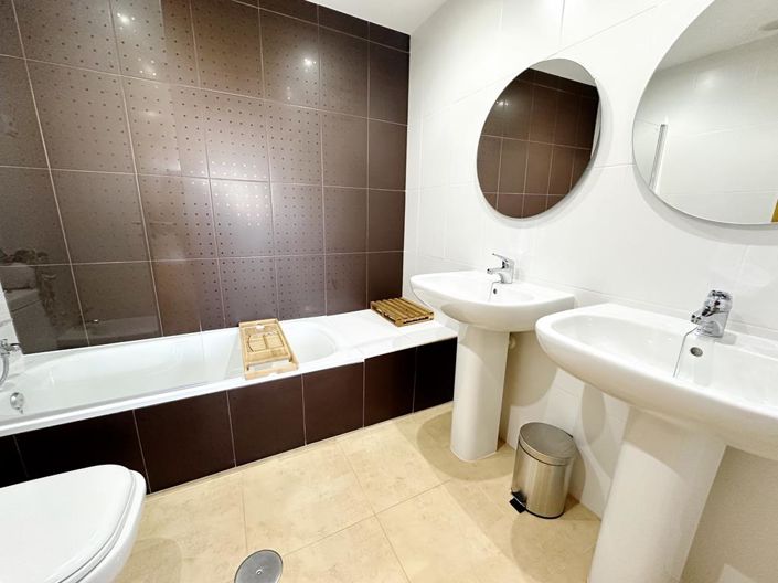 Image No.22-2 Bed Apartment for sale