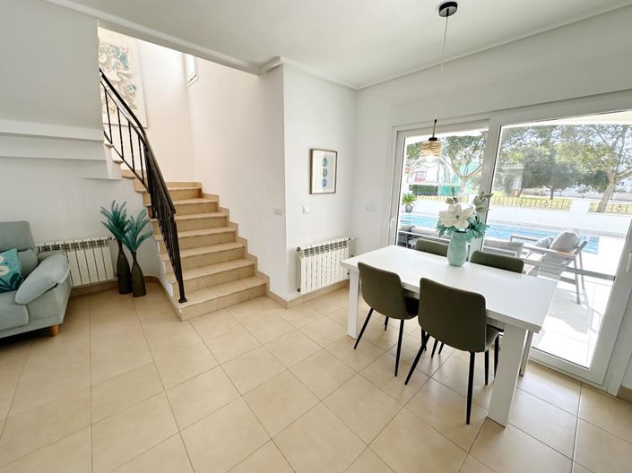 Image No.17-3 Bed Villa for sale