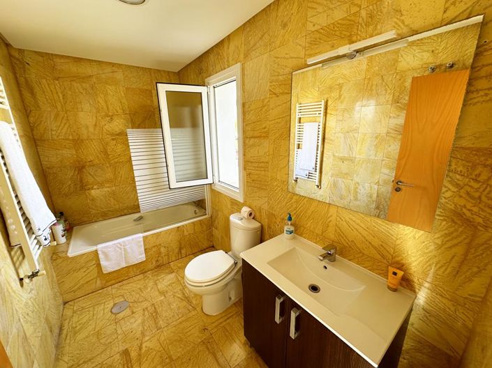 Image No.21-3 Bed Villa for sale