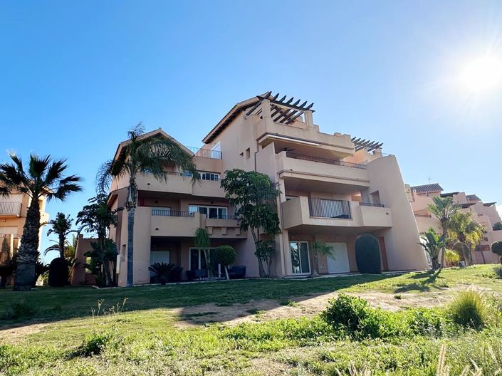 Image No.20-2 Bed Apartment for sale