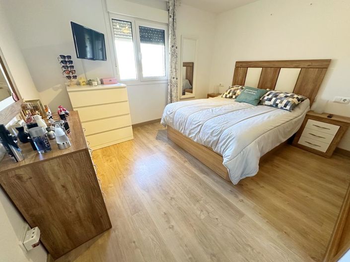 Image No.13-2 Bed Apartment for sale