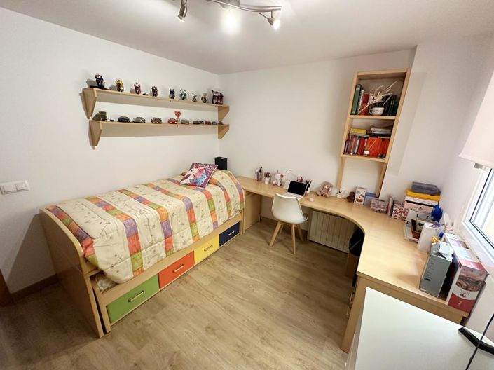 Image No.18-2 Bed Apartment for sale