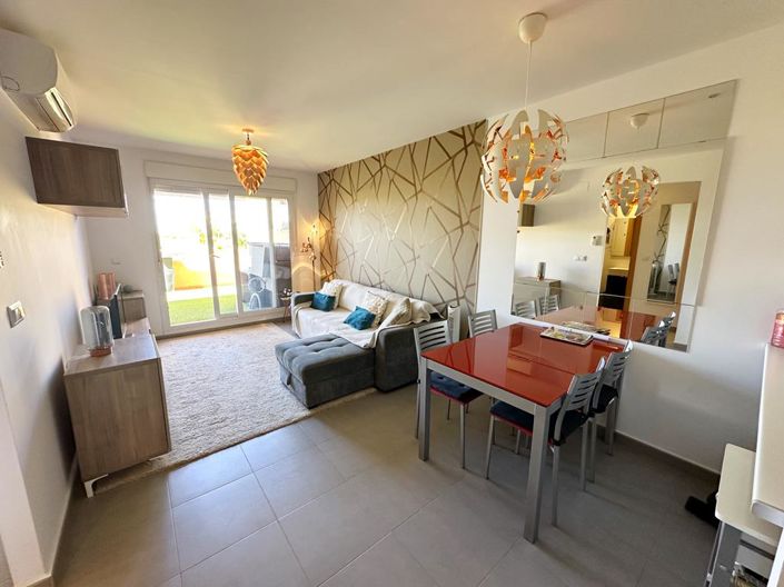 Image No.8-2 Bed Apartment for sale