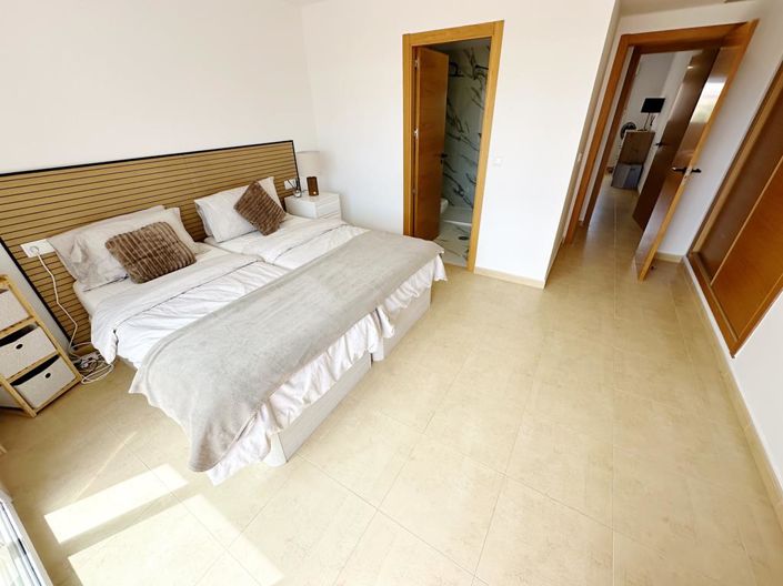 Image No.17-2 Bed Apartment for sale