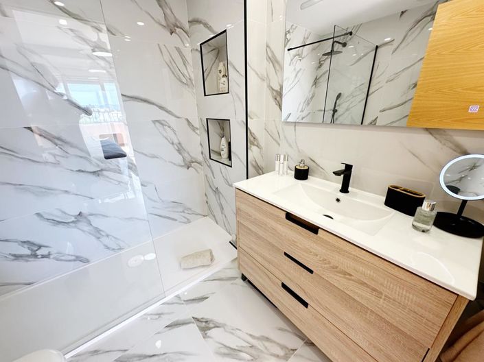 Image No.19-2 Bed Apartment for sale