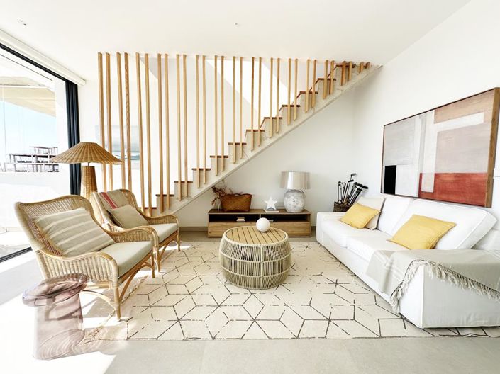 Image No.1-2 Bed Apartment for sale