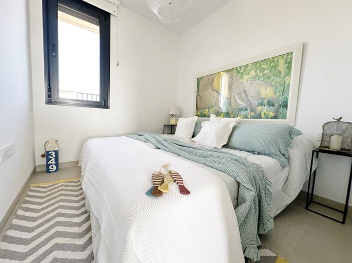 Image No.13-2 Bed Apartment for sale