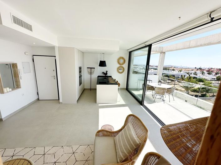 Image No.6-2 Bed Apartment for sale