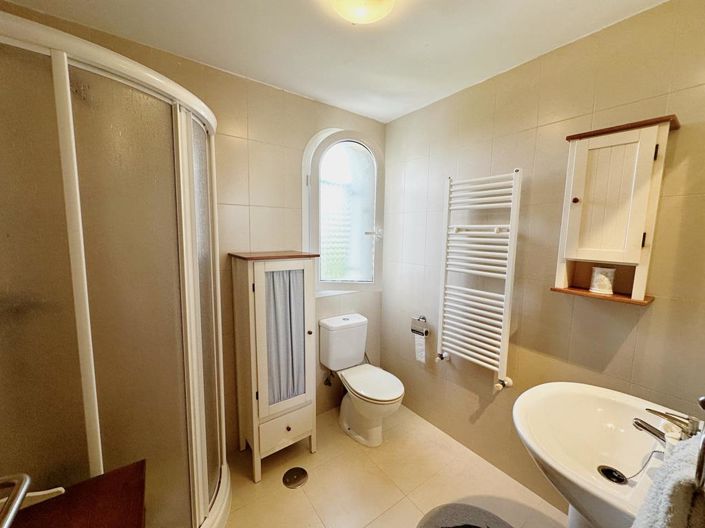 Image No.19-2 Bed Apartment for sale