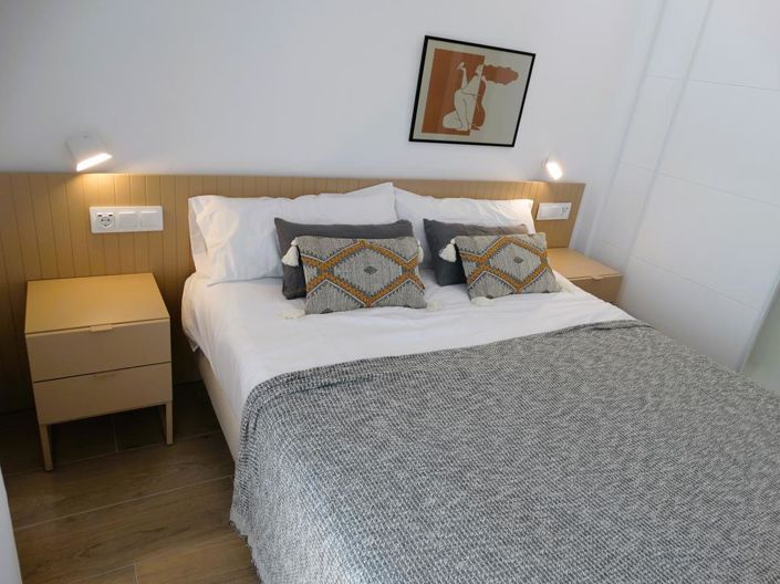 Image No.18-3 Bed Apartment for sale