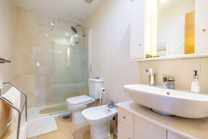 Image No.7-2 Bed Apartment for sale