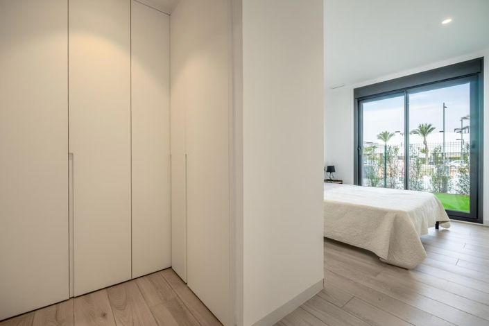 Image No.11-2 Bed Apartment for sale