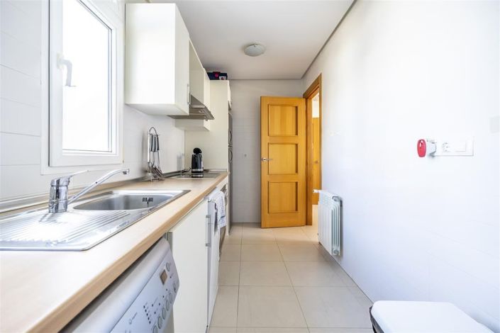 Image No.6-2 Bed Apartment for sale