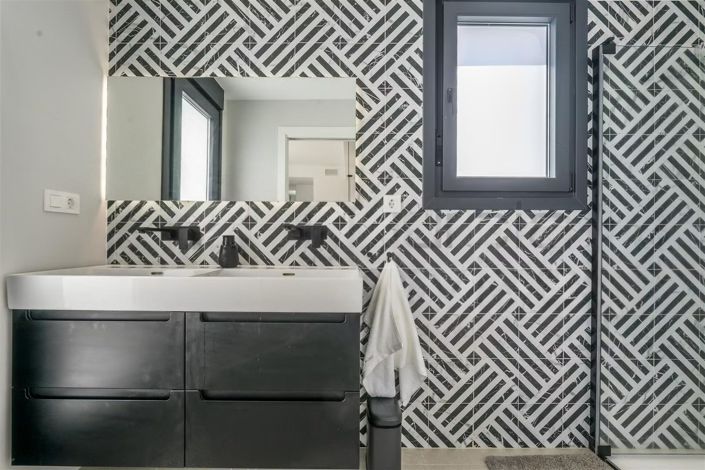 Image No.16-4 Bed Villa for sale