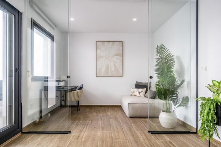 Image No.9-4 Bed Villa for sale