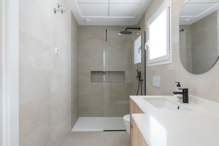 Image No.14-3 Bed Villa for sale