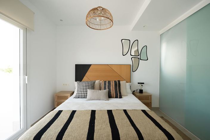 Image No.19-3 Bed Villa for sale