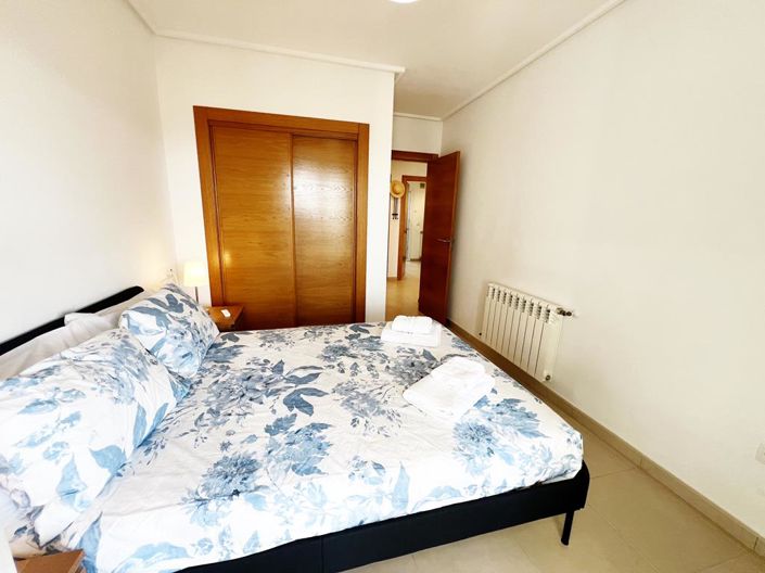 Image No.18-2 Bed Apartment for sale