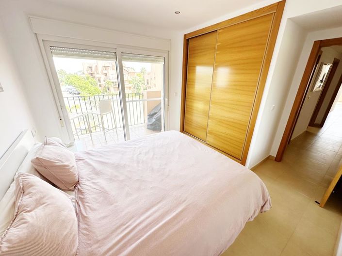 Image No.27-3 Bed Apartment for sale