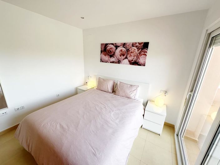 Image No.28-3 Bed Apartment for sale