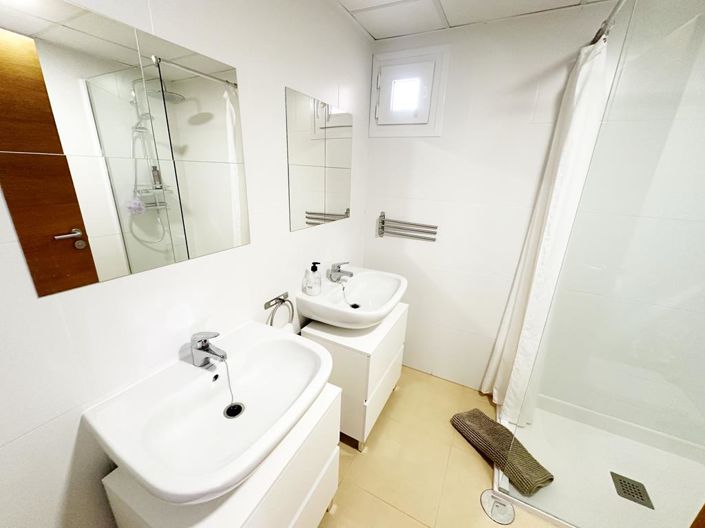 Image No.31-3 Bed Apartment for sale