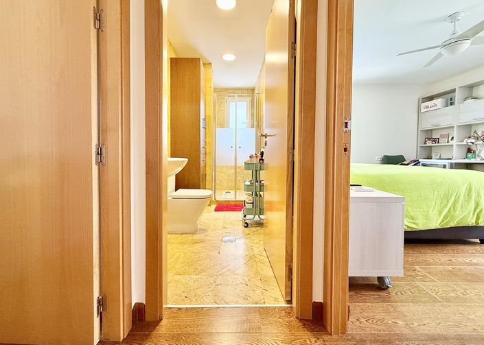 Image No.28-4 Bed Villa for sale