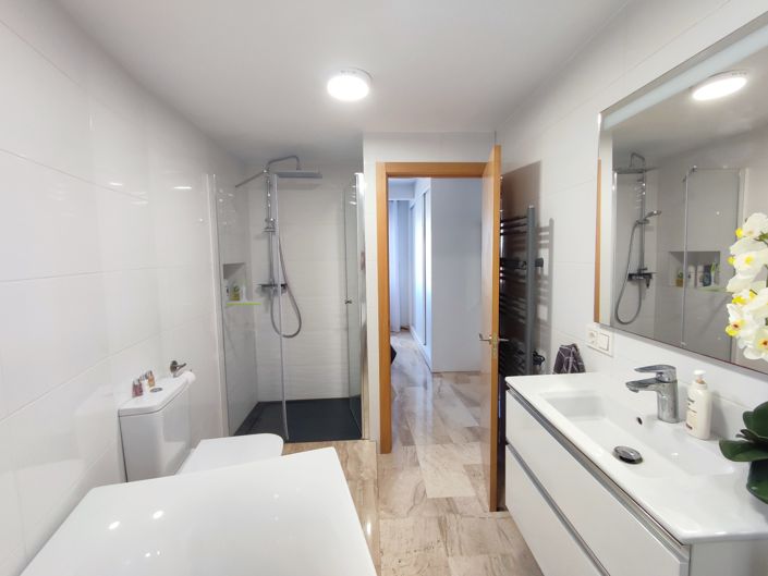 Image No.32-3 Bed Apartment for sale