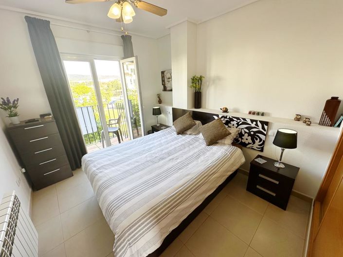 Image No.24-2 Bed Apartment for sale