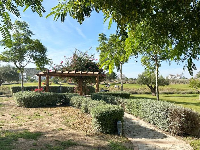 Image No.33-2 Bed Apartment for sale