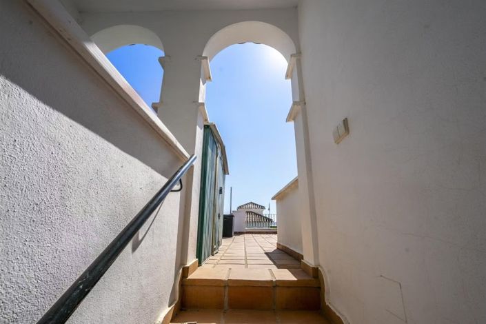 Image No.16-2 Bed Villa for sale