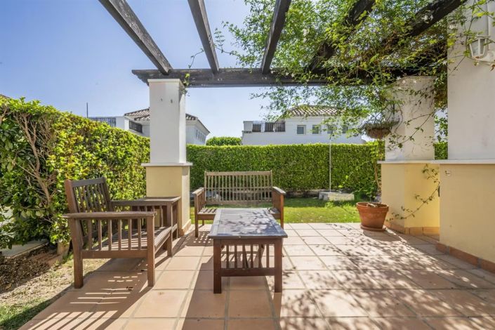 Image No.19-2 Bed Villa for sale