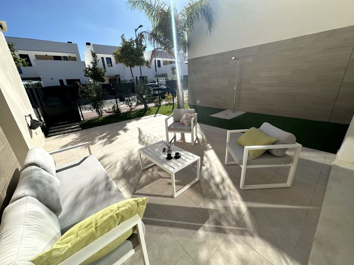 Image No.4-3 Bed Villa for sale