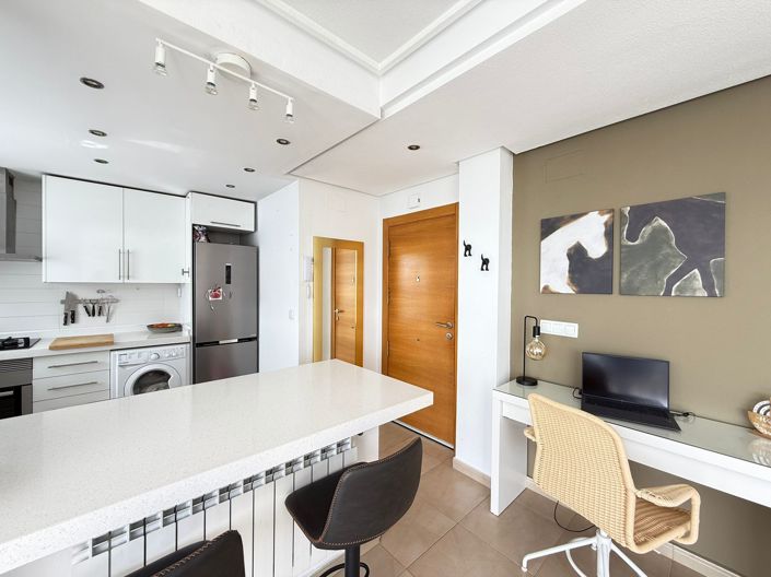 Image No.9-2 Bed Apartment for sale