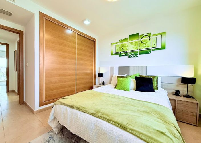 Image No.21-2 Bed Apartment for sale